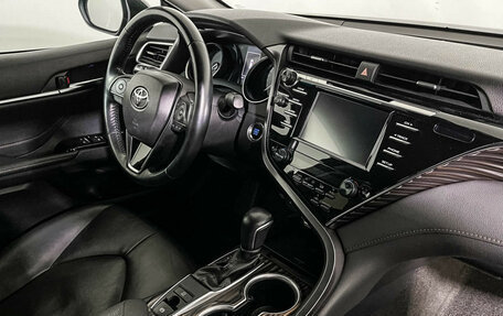 Toyota Camry, 2019 год, 2 677 000 рублей, 9 фотография