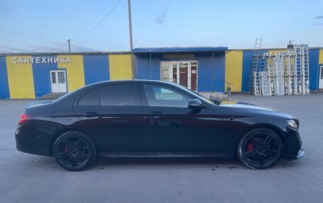 Mercedes-Benz E-Класс, 2018 год, 2 850 000 рублей, 12 фотография