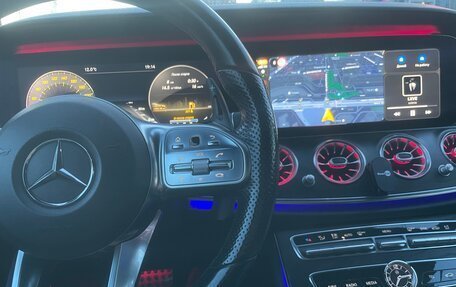 Mercedes-Benz E-Класс, 2018 год, 2 850 000 рублей, 15 фотография