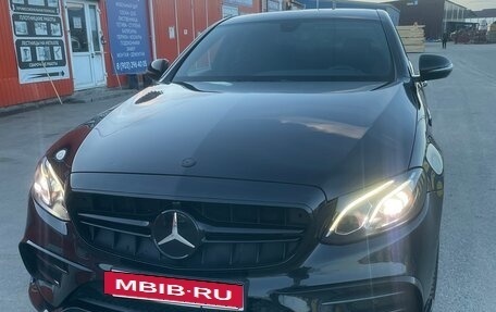 Mercedes-Benz E-Класс, 2018 год, 2 850 000 рублей, 14 фотография