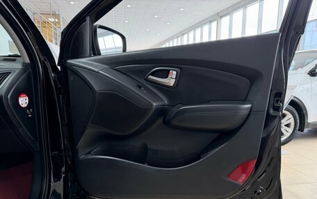 Hyundai ix35 I рестайлинг, 2015 год, 1 550 000 рублей, 26 фотография