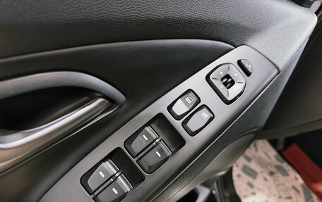 Hyundai ix35 I рестайлинг, 2015 год, 1 550 000 рублей, 30 фотография