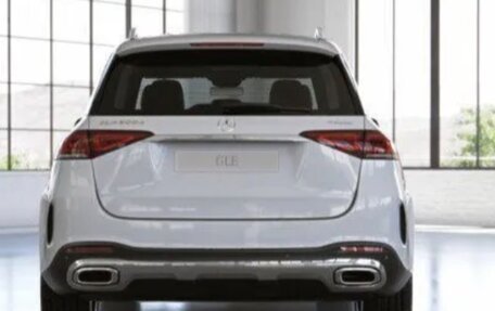 Mercedes-Benz GLE, 2023 год, 12 800 000 рублей, 4 фотография