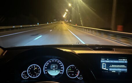 Mercedes-Benz E-Класс, 2011 год, 1 400 000 рублей, 8 фотография