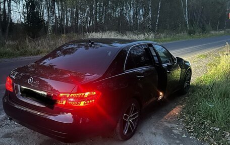 Mercedes-Benz E-Класс, 2011 год, 1 400 000 рублей, 14 фотография