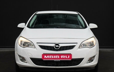 Opel Astra J, 2011 год, 700 000 рублей, 2 фотография