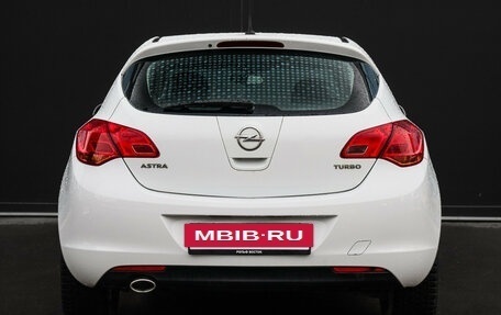 Opel Astra J, 2011 год, 700 000 рублей, 5 фотография