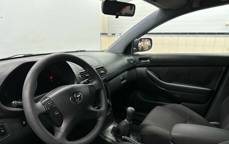 Toyota Avensis III рестайлинг, 2006 год, 869 900 рублей, 5 фотография