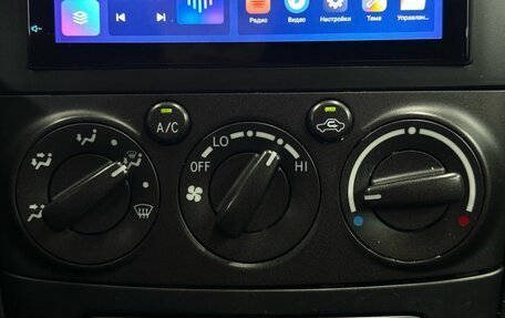 Toyota Avensis III рестайлинг, 2006 год, 869 900 рублей, 11 фотография