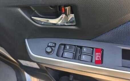 Toyota Tank I, 2018 год, 1 210 000 рублей, 14 фотография