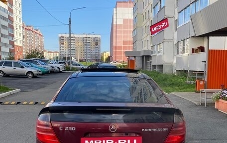 Mercedes-Benz C-Класс, 2001 год, 550 000 рублей, 3 фотография