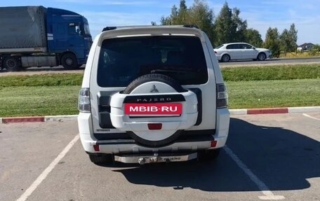 Mitsubishi Pajero IV, 2013 год, 2 150 000 рублей, 5 фотография