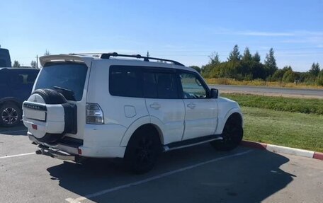 Mitsubishi Pajero IV, 2013 год, 2 150 000 рублей, 20 фотография