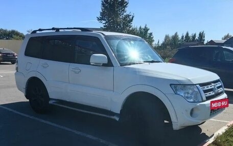 Mitsubishi Pajero IV, 2013 год, 2 150 000 рублей, 21 фотография