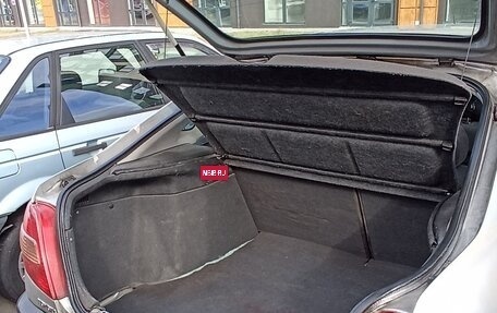 Toyota Avensis III рестайлинг, 2001 год, 250 000 рублей, 9 фотография