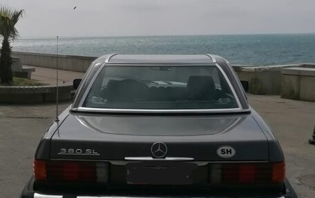 Mercedes-Benz SL-Класс, 1983 год, 3 200 000 рублей, 6 фотография