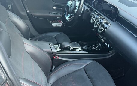 Mercedes-Benz CLA, 2019 год, 2 750 000 рублей, 7 фотография