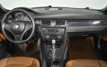 BMW 3 серия, 2010 год, 2 200 000 рублей, 13 фотография