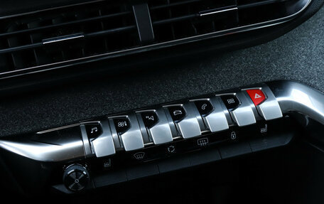 Peugeot 3008 II, 2022 год, 2 270 000 рублей, 16 фотография