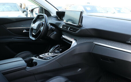 Peugeot 3008 II, 2022 год, 2 270 000 рублей, 9 фотография