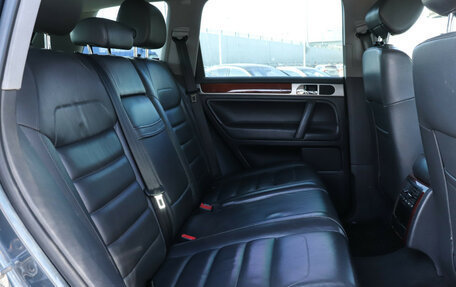 Volkswagen Touareg III, 2007 год, 990 000 рублей, 10 фотография