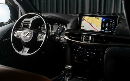 Lexus LX III, 2018 год, 9 549 000 рублей, 30 фотография