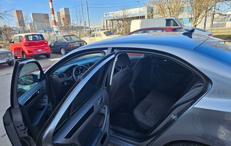 Volkswagen Jetta VI, 2017 год, 1 500 000 рублей, 14 фотография