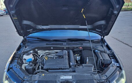 Volkswagen Jetta VI, 2017 год, 1 500 000 рублей, 17 фотография