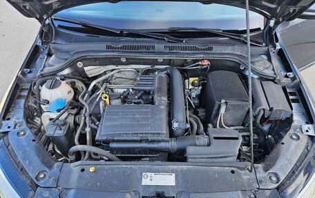 Volkswagen Jetta VI, 2017 год, 1 500 000 рублей, 16 фотография