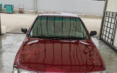 Nissan Primera II рестайлинг, 1992 год, 110 000 рублей, 1 фотография