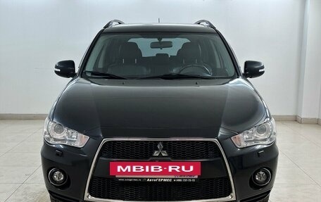 Mitsubishi Outlander III рестайлинг 3, 2011 год, 1 350 000 рублей, 2 фотография