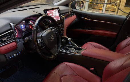 Toyota Camry, 2021 год, 3 250 000 рублей, 3 фотография