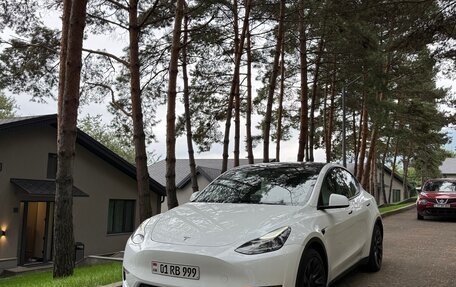Tesla Model Y I, 2023 год, 3 750 000 рублей, 3 фотография