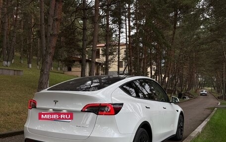 Tesla Model Y I, 2023 год, 3 750 000 рублей, 10 фотография