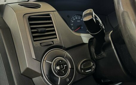 SsangYong Kyron I, 2013 год, 899 000 рублей, 8 фотография