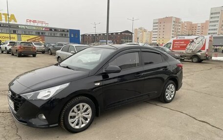 Hyundai Solaris II рестайлинг, 2022 год, 1 780 000 рублей, 1 фотография