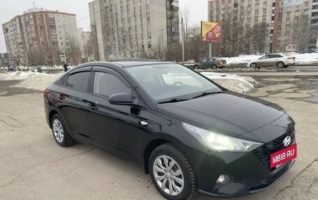 Hyundai Solaris II рестайлинг, 2022 год, 1 780 000 рублей, 6 фотография