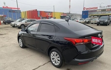 Hyundai Solaris II рестайлинг, 2022 год, 1 780 000 рублей, 4 фотография