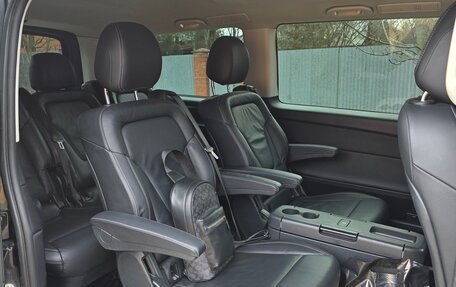 Mercedes-Benz V-Класс, 2016 год, 3 750 000 рублей, 18 фотография