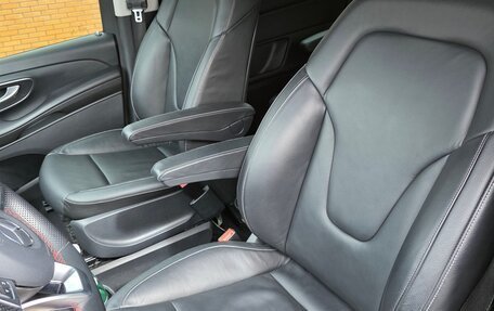 Mercedes-Benz V-Класс, 2016 год, 3 750 000 рублей, 15 фотография