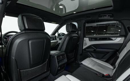 Porsche Cayenne III, 2023 год, 13 990 000 рублей, 25 фотография