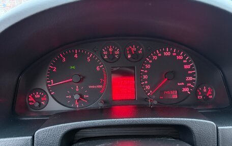 Audi A6, 1998 год, 550 000 рублей, 11 фотография