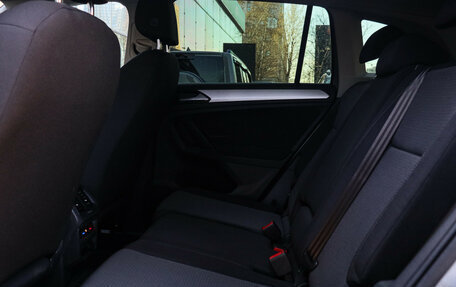 Volkswagen Tiguan II, 2021 год, 2 990 000 рублей, 8 фотография