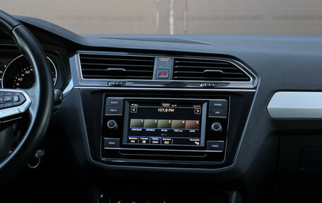 Volkswagen Tiguan II, 2021 год, 2 990 000 рублей, 10 фотография