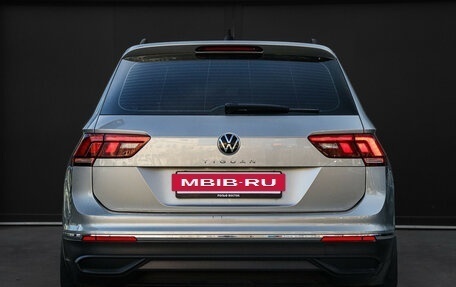 Volkswagen Tiguan II, 2021 год, 2 990 000 рублей, 5 фотография