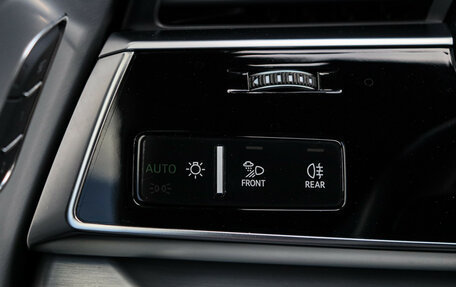 Audi Q8 I, 2020 год, 7 990 000 рублей, 29 фотография