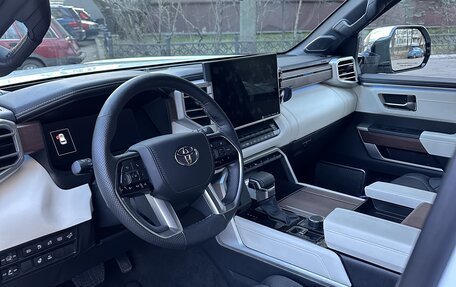 Toyota Sequoia, 2023 год, 13 200 000 рублей, 7 фотография