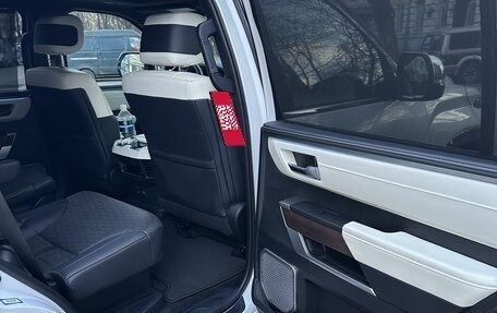 Toyota Sequoia, 2023 год, 13 200 000 рублей, 14 фотография