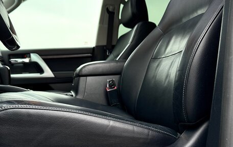 Toyota Land Cruiser 200, 2013 год, 3 750 000 рублей, 17 фотография