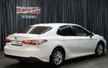 Toyota Camry, 2018 год, 2 698 000 рублей, 5 фотография